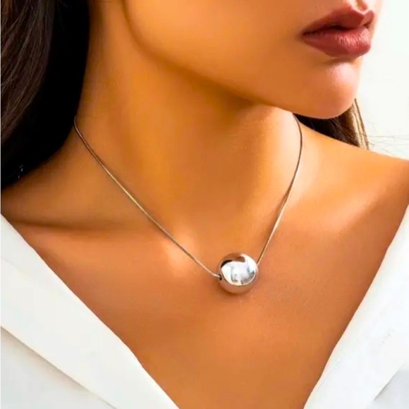 ✨✨Platinum Plated Ball Necklace & Bracelet Set✨✨ - Picture 5 of 5